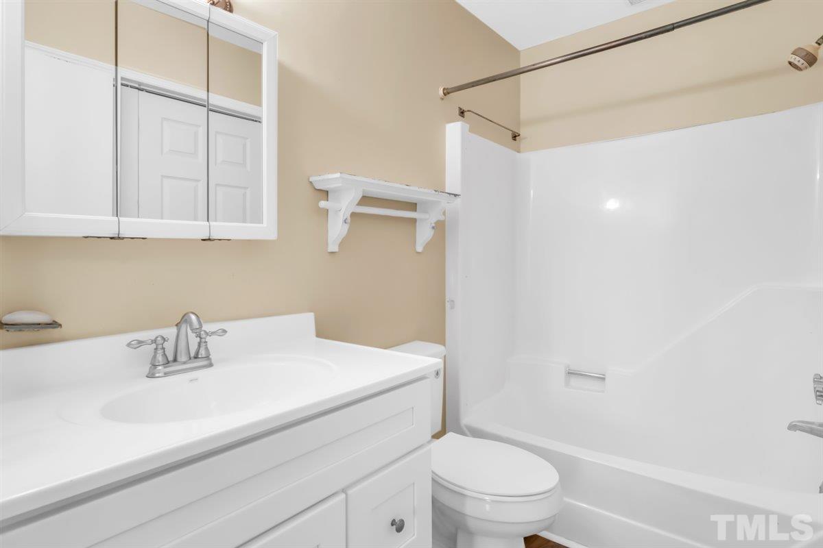 605 Warren Road Erwin, NC 28339 - Photo 9 of 12 Gallery Image 9