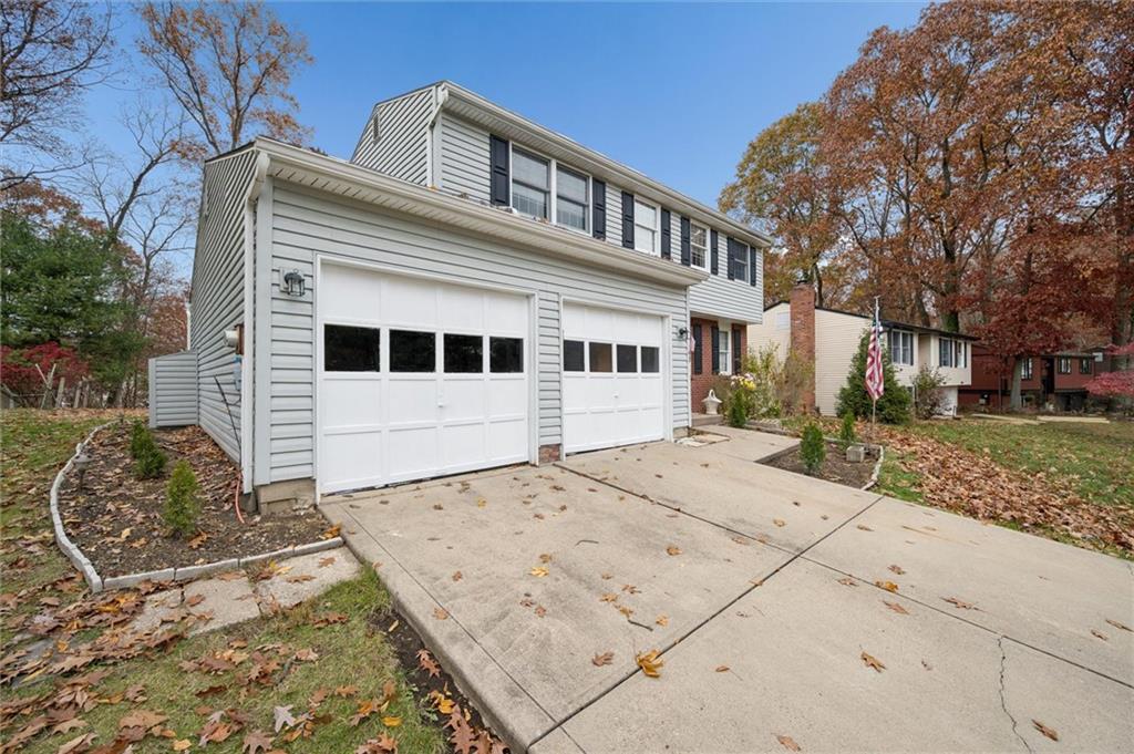 1914 Riggs Road South Park, PA 15129 - Photo 2 of 40