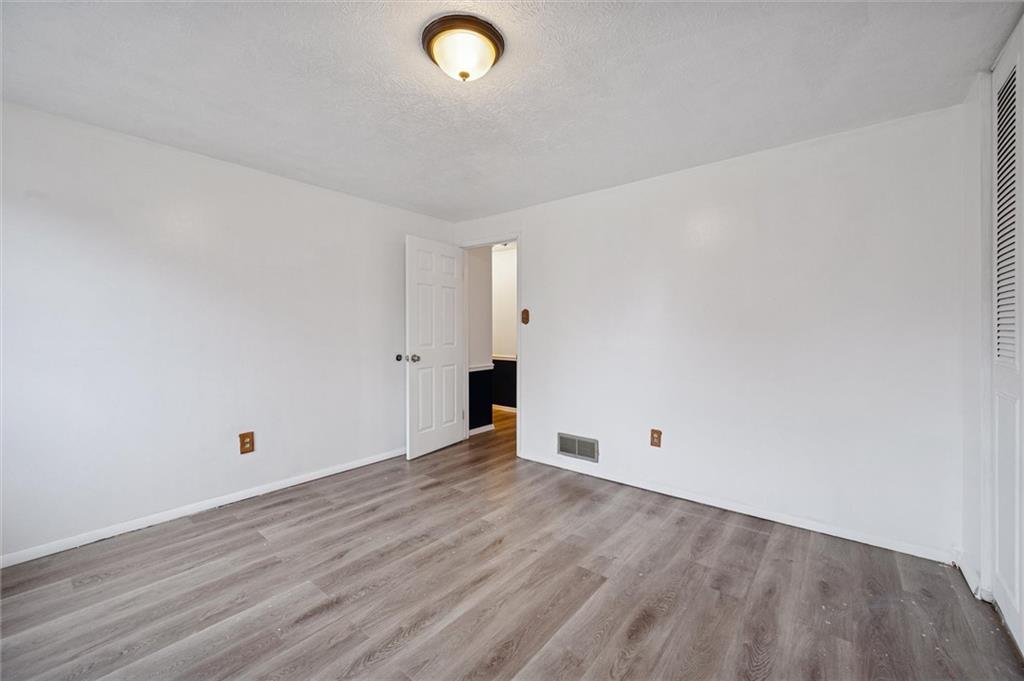 1914 Riggs Road South Park, PA 15129 - Photo 25 of 40