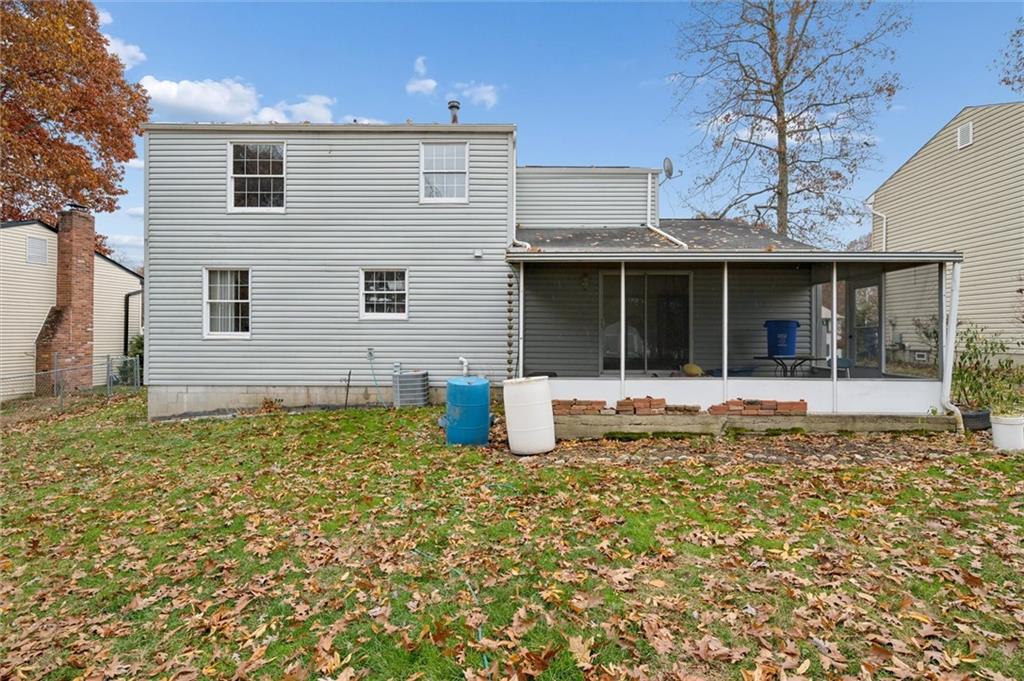 1914 Riggs Road South Park, PA 15129 - Photo 38 of 40