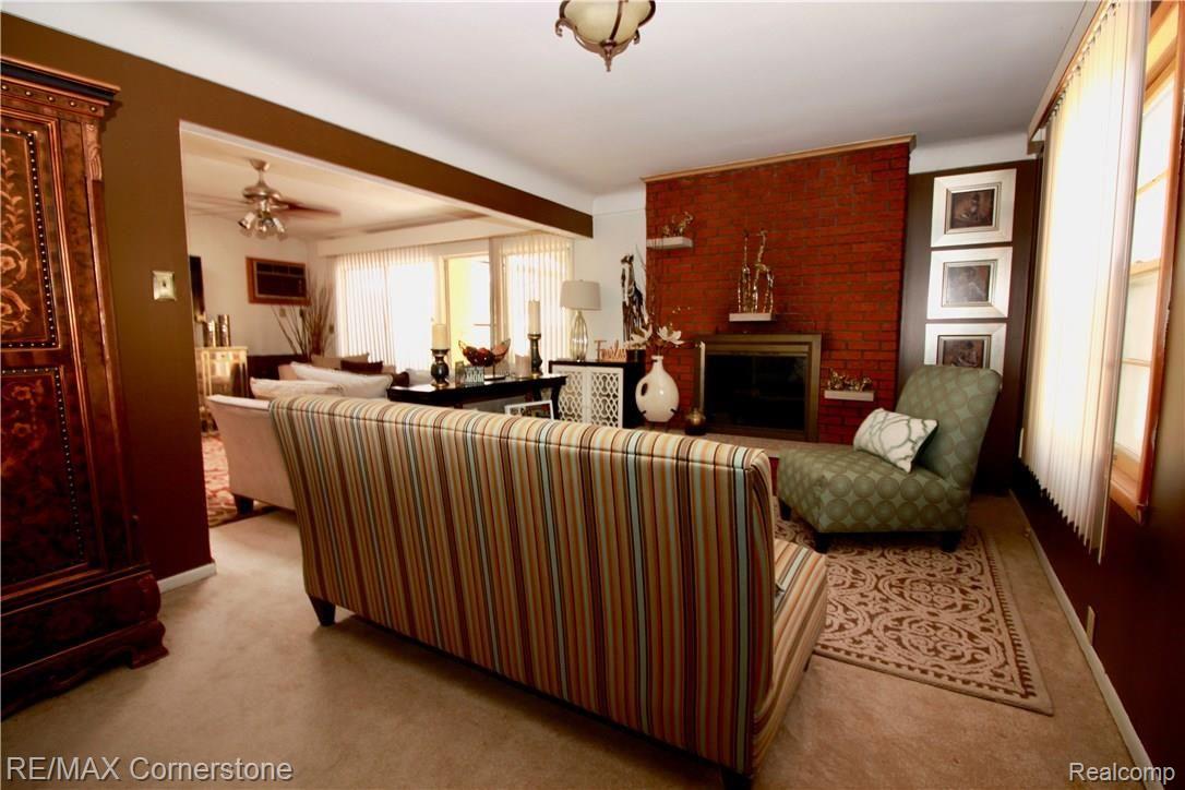 20035 Lichfield Road Detroit, MI 48221 - Photo 16 of 32 lichfield great room 2.jpg