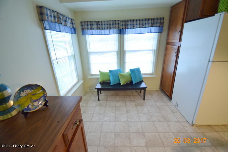3740 Rouge Way Louisville, KY 40218 - Photo 19 of 41 DSC_0296