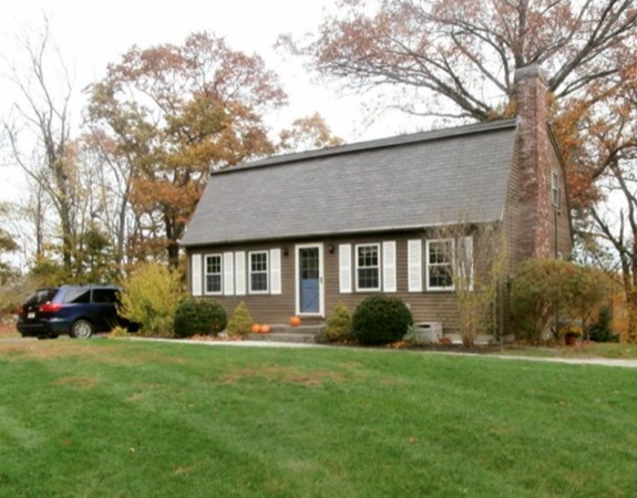 7 Castle Road Westford, MA 01886 - Photo 1 of 19 Gallery Image 1