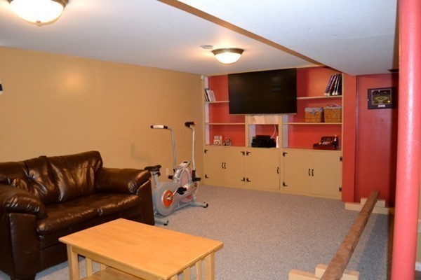 7 Castle Road Westford, MA 01886 - Photo 19 of 19 Gallery Image 19