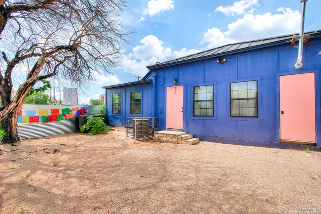 $1,950 | 120 Shadrach Street, San Antonio, TX 78203