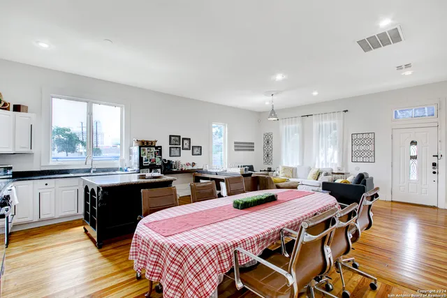 $1,950 | 120 Shadrach Street, San Antonio, TX 78203