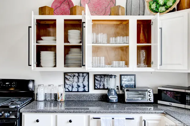 $1,950 | 120 Shadrach Street, San Antonio, TX 78203