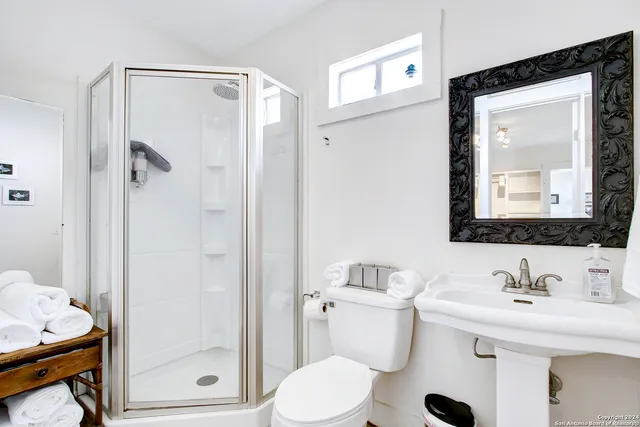 $1,950 | 120 Shadrach Street, San Antonio, TX 78203