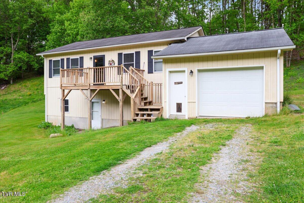 809 Ragan Road Trade, TN 37691 - Photo 2 of 42 02-IMG_7579