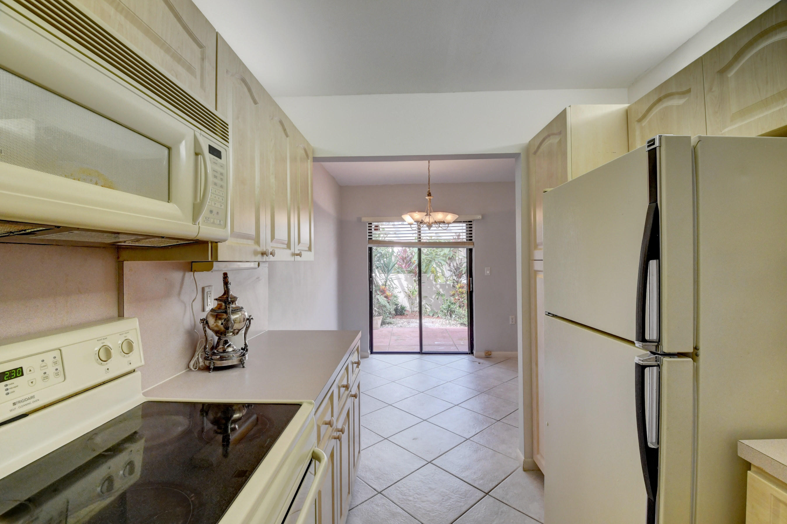 6924 Barbarossa Street Boca Raton, FL 33433 - Photo 13 of 48 DSC_3208_09_10_11_12