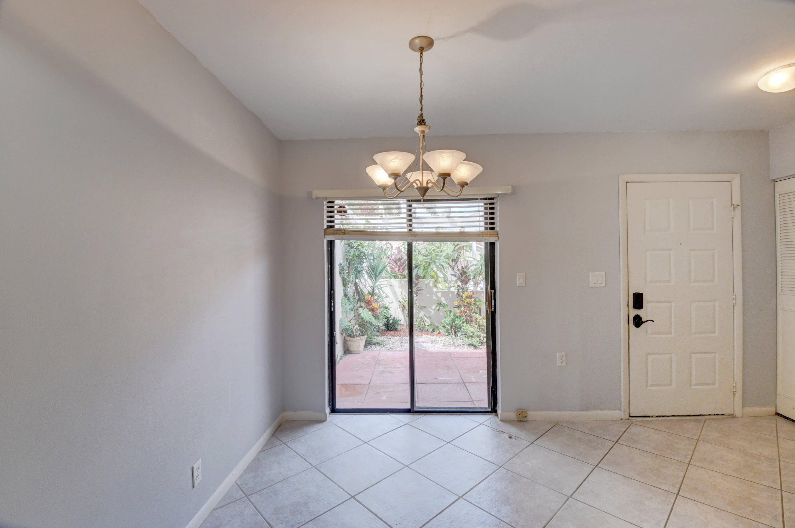 6924 Barbarossa Street Boca Raton, FL 33433 - Photo 14 of 48 DSC_3213_4_5_6_7