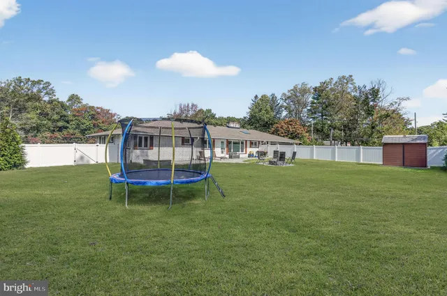 $875,000 | 8 Lake Drive, Freehold, NJ 07728