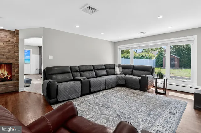 $875,000 | 8 Lake Drive, Freehold, NJ 07728