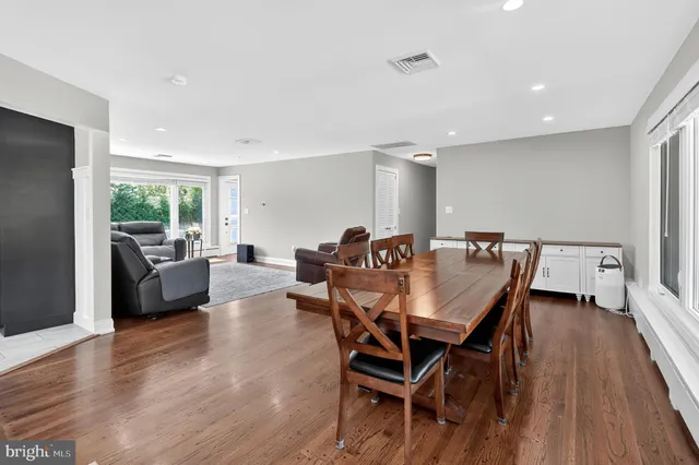 $875,000 | 8 Lake Drive, Freehold, NJ 07728