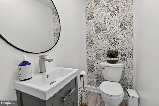 $875,000 | 8 Lake Drive, Freehold, NJ 07728