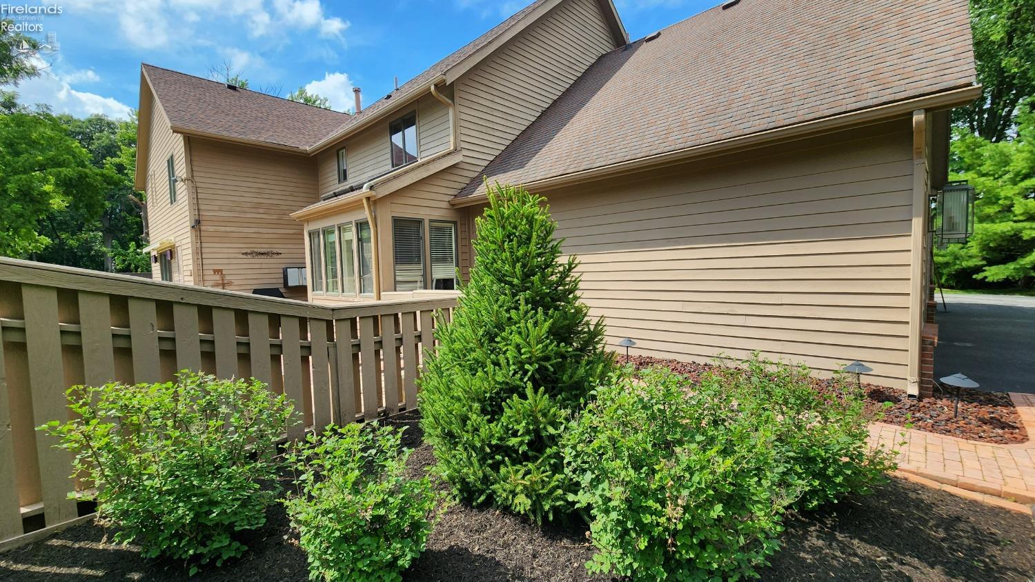 2208 Hull Road Sandusky, OH 44870 - Photo 79 of 85 Gallery Image 79