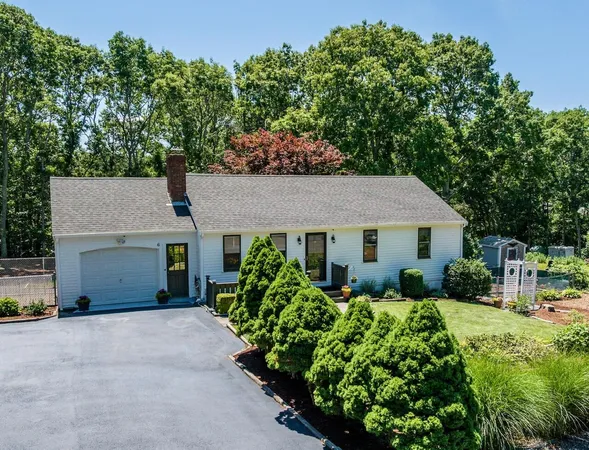 $635,000 | 6 Emerald Way, Forestdale, MA 02644