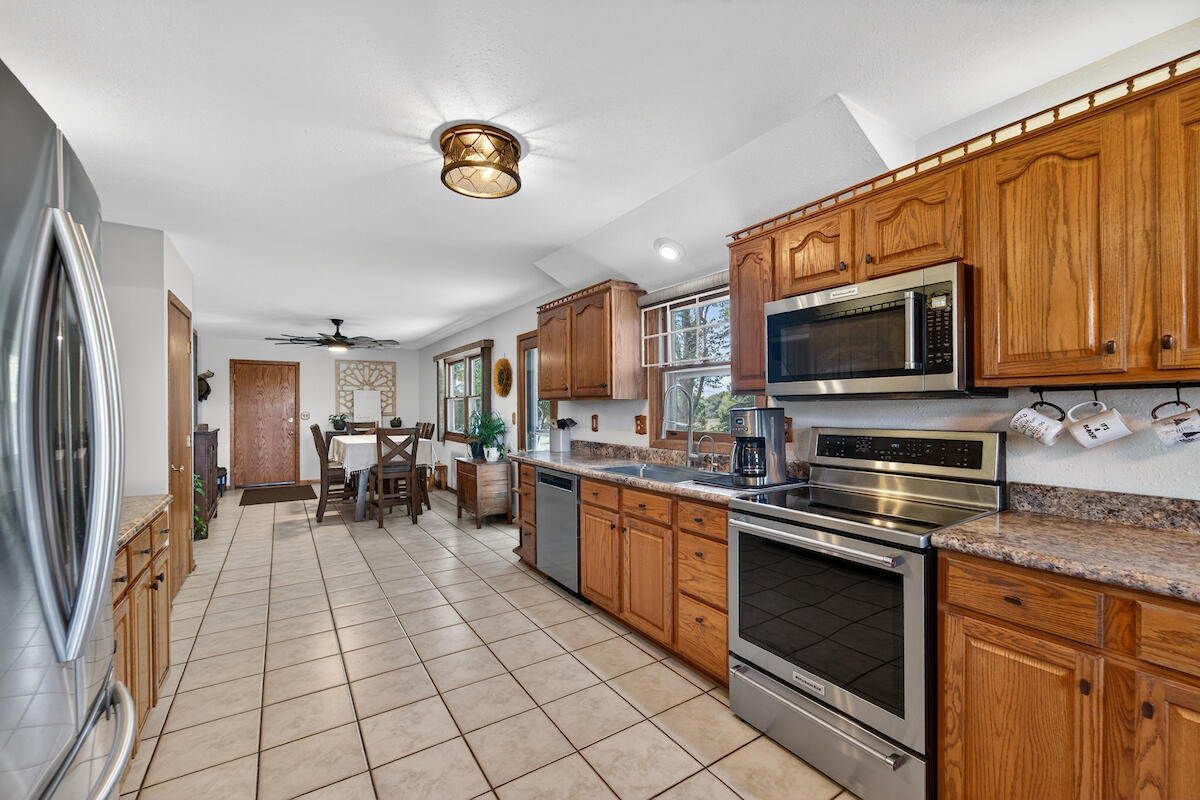 4165 County Rd K Raymond, WI 53126 - Photo 13 of 47 Kitchen