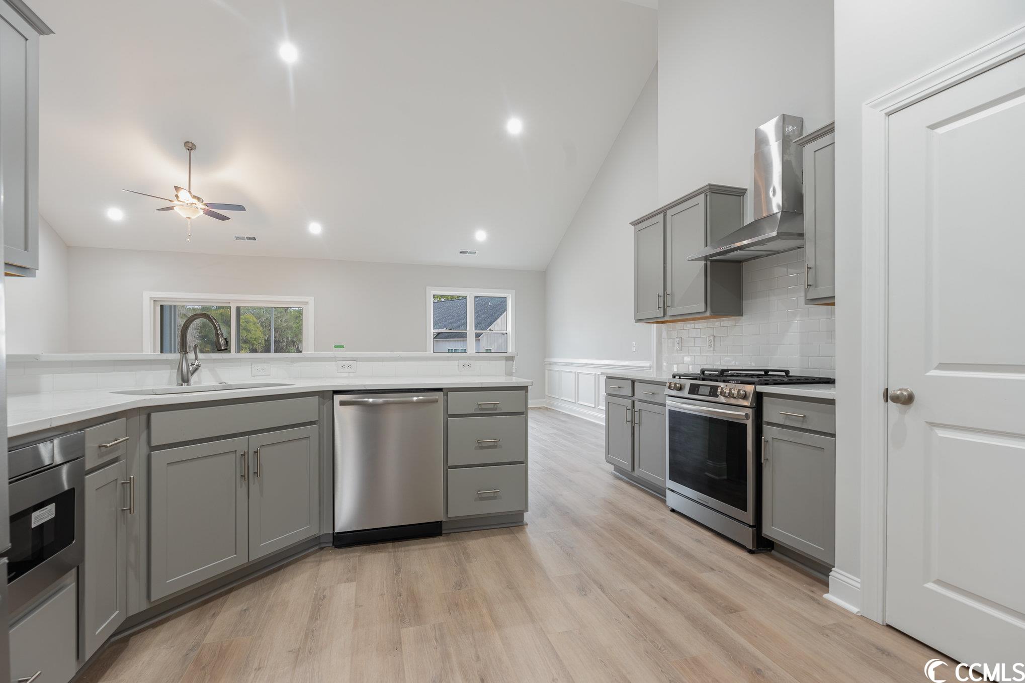 607 Millbrook Road Georgetown, SC 29440 - Photo 9 of 40