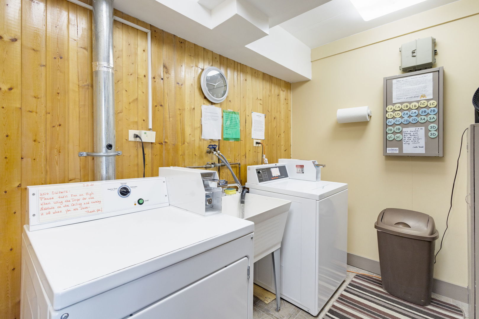 11000 Central Avenue, Unit 1A Chicago Ridge, IL 60415 - Photo 14 of 15 a bathroom with a sink a toilet and a mirror