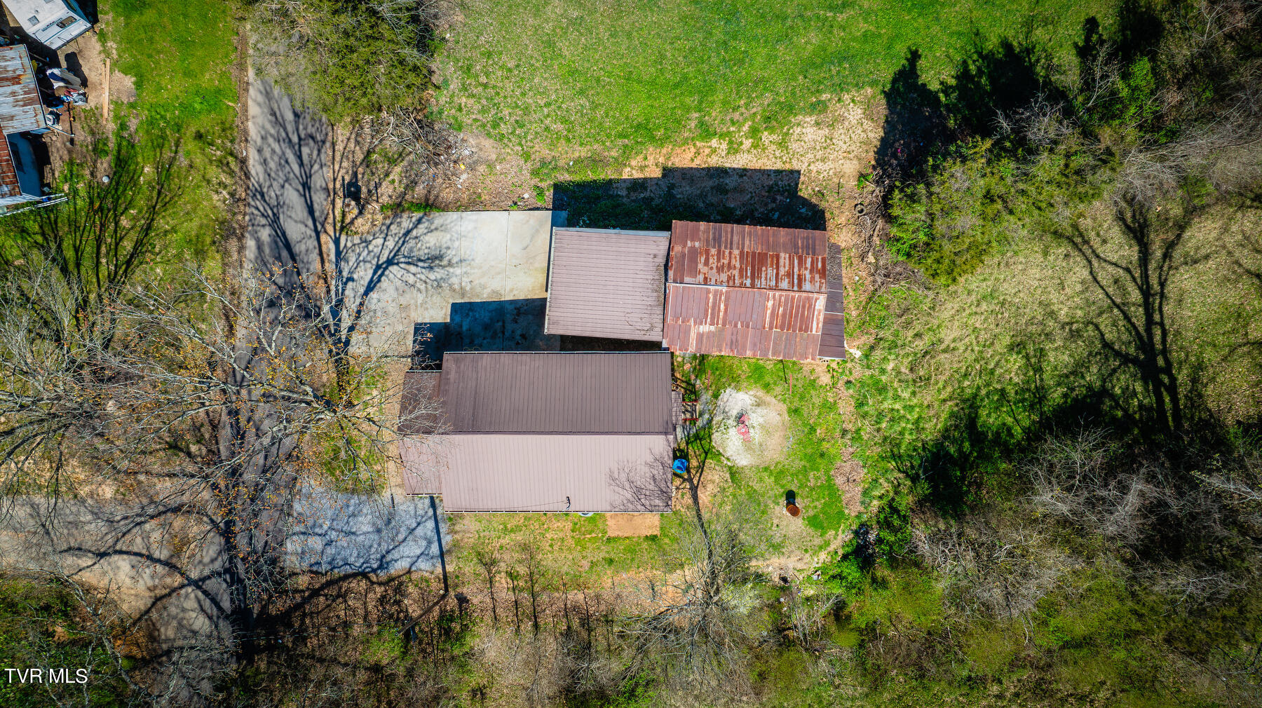 560 Anderson Loop Greeneville, TN 37743 - Photo 7 of 31 106