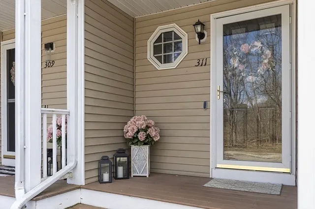 $3,200 | 311 Farrwood Drive, Unit 1, Haverhill, MA 01835