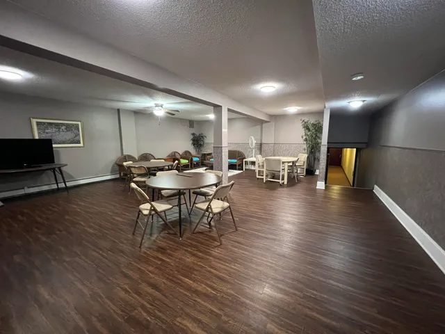 $1,500 | 255 Elmwood Avenue, Unit 309, Lake Geneva, WI 53147