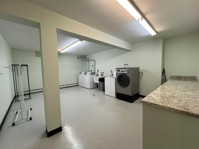 $1,500 | 255 Elmwood Avenue, Unit 309, Lake Geneva, WI 53147