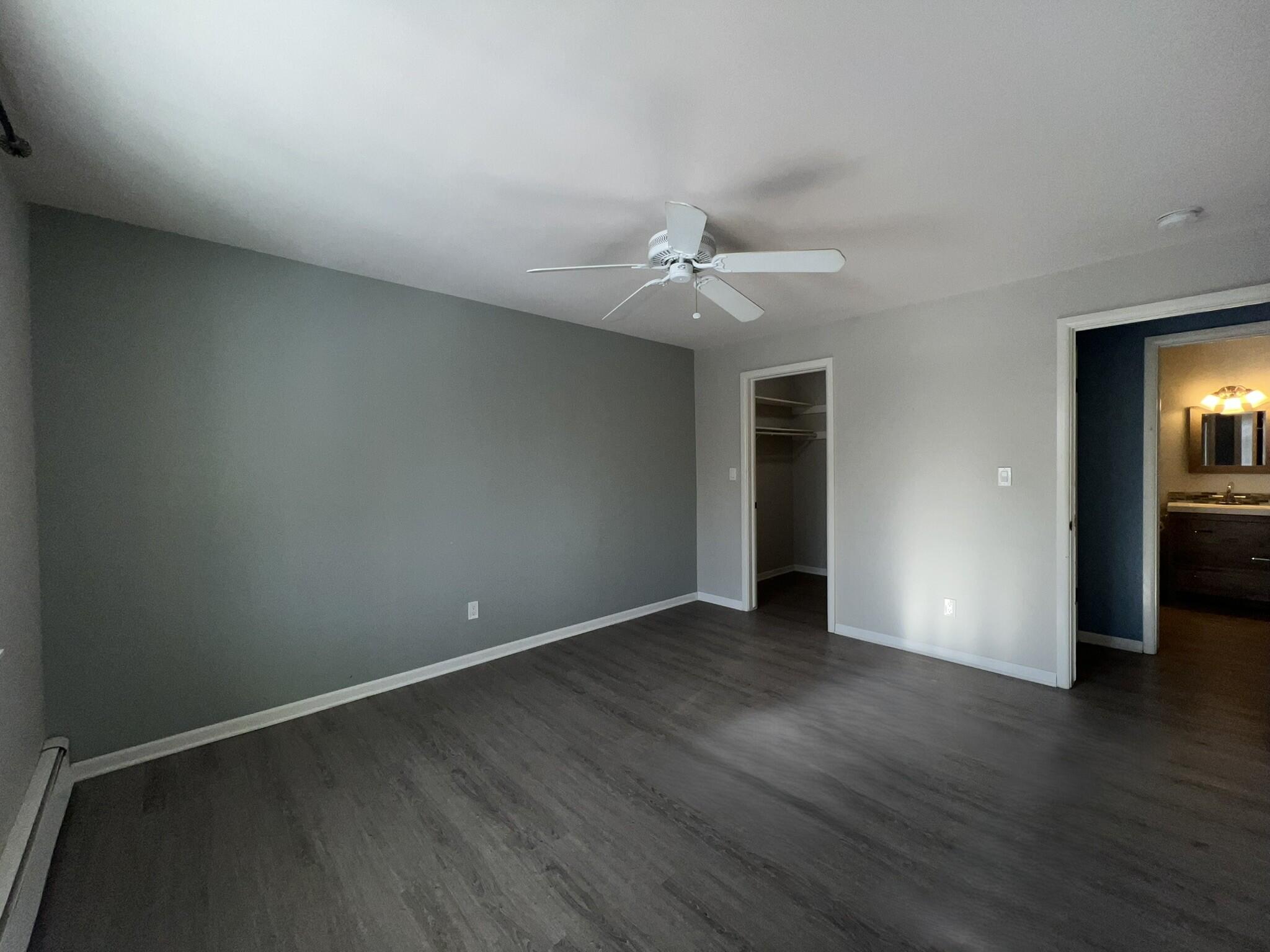 255 Elmwood Avenue, Unit 309 Lake Geneva, WI 53147 - Photo 8 of 19 Primary Bedroom b