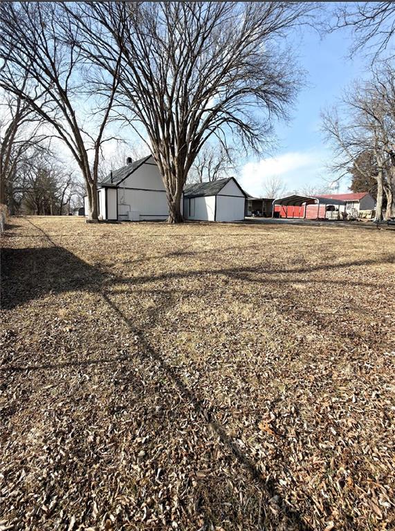 105 South Willow Street Butler, MO 64730 - Photo 8 of 39