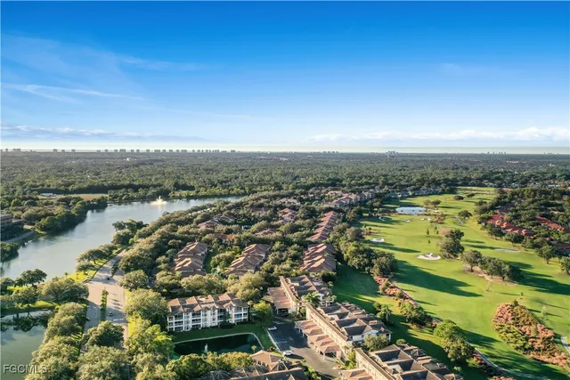 $329,000 | 6030 Chardonnay Lane, Unit 302, Naples, FL 34119