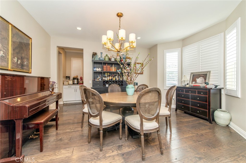 220 Barnes Road Tustin, CA 92782 - Photo 6 of 66