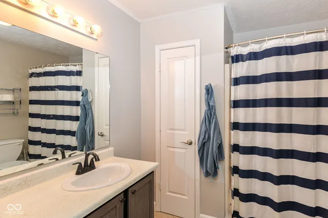 $273,900 | 11122 Oakspring Court, Indianapolis, IN 46239