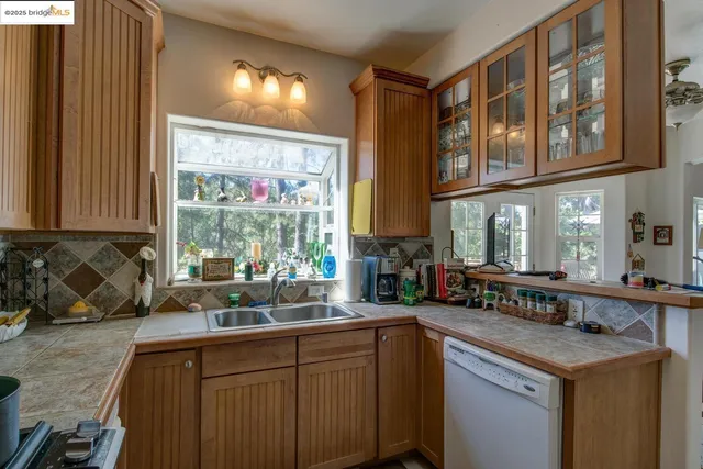 $529,000 | 105 Avery Sheep Ranch Road, Avery, CA 95224