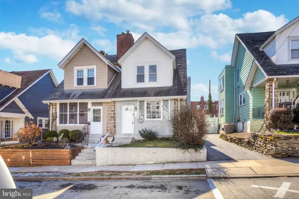 $2,100 | 4056 Ellendale Road, Drexel Hill, PA 19026
