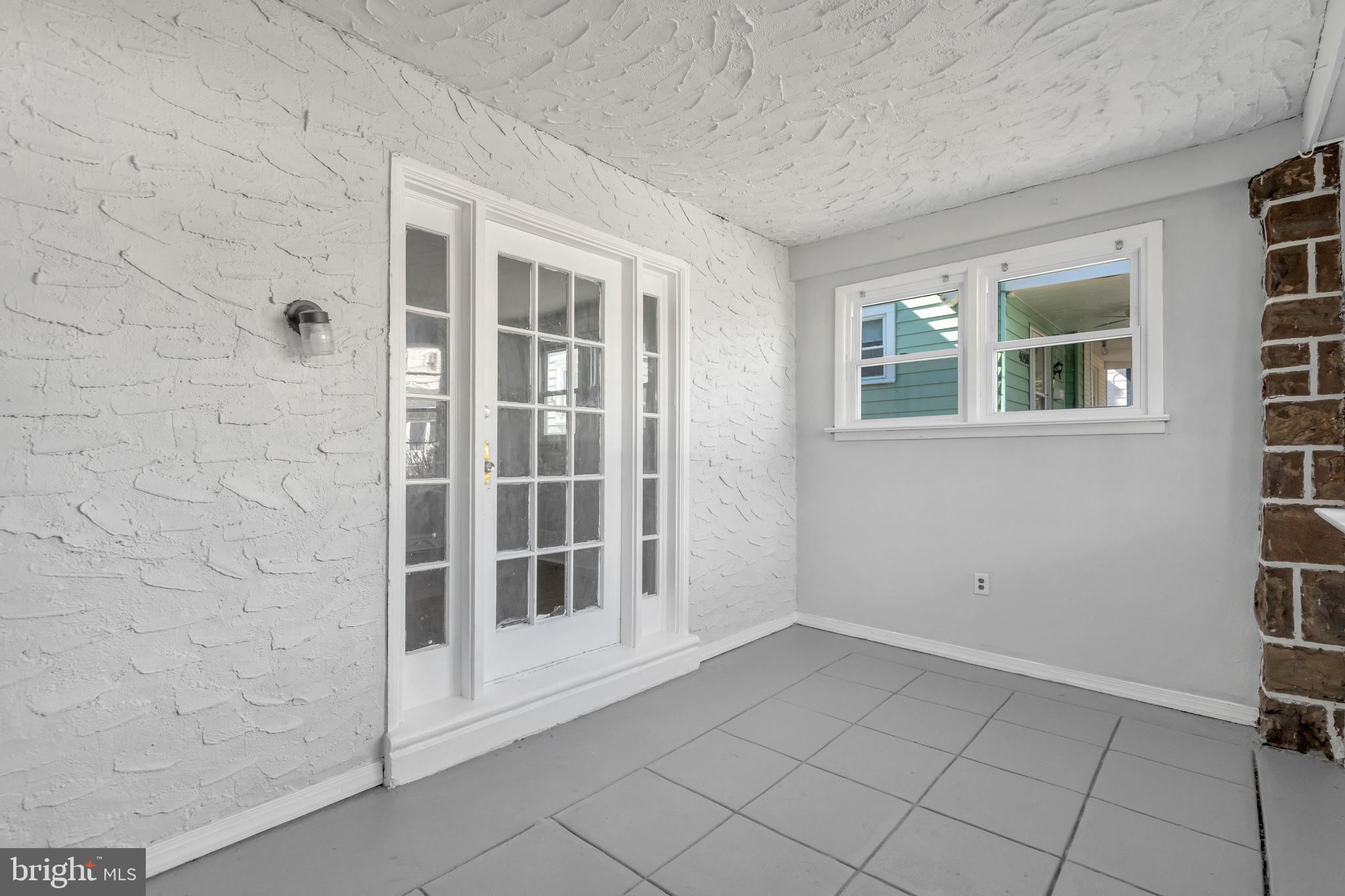 4056 Ellendale Road Drexel Hill, PA 19026 - Photo 2 of 30