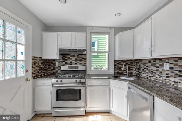 $2,100 | 4056 Ellendale Road, Drexel Hill, PA 19026