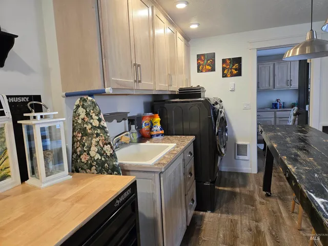 $1,100,000 | 2141 Jackson Creek Road, Council, ID 83612