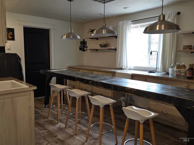 $1,100,000 | 2141 Jackson Creek Road, Council, ID 83612