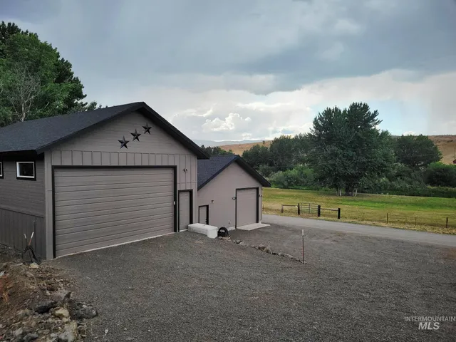 $1,100,000 | 2141 Jackson Creek Road, Council, ID 83612