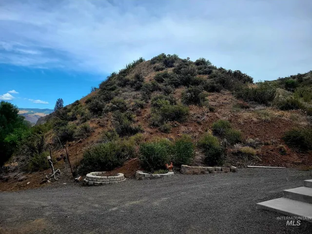 $1,100,000 | 2141 Jackson Creek Road, Council, ID 83612