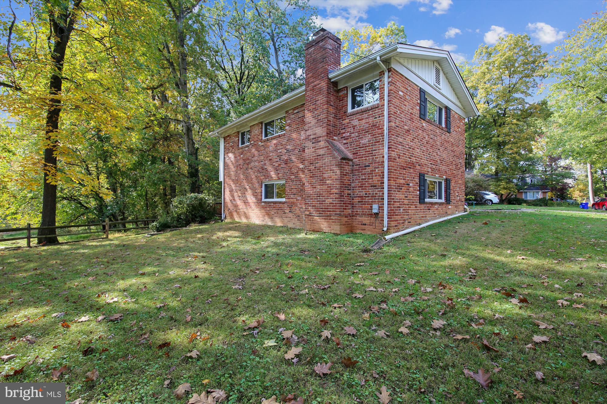 11500 Colt Terrace Silver Spring, MD 20902 - Photo 29 of 30 Side Elevation
