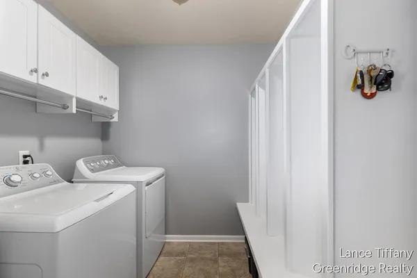 $494,900 | 9334 Shaner Avenue Northeast, Rockford, MI 49341