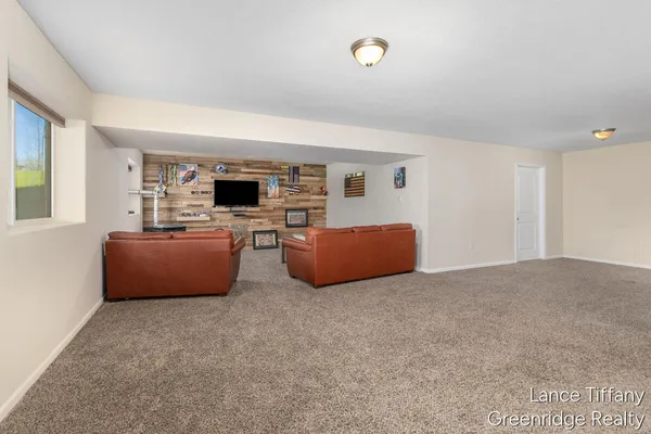 $494,900 | 9334 Shaner Avenue Northeast, Rockford, MI 49341