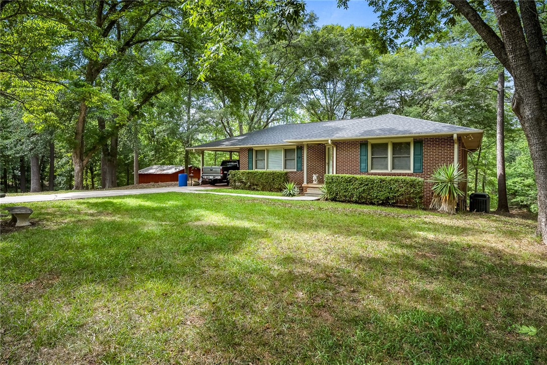 1024 Trump Pointe Anderson, SC 29626 - Photo 1 of 49
