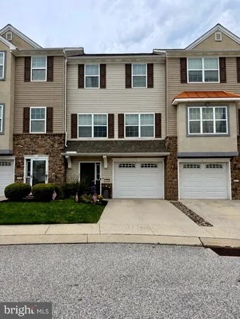 $242,900 | 2432 Schultz Way, York, PA 17402