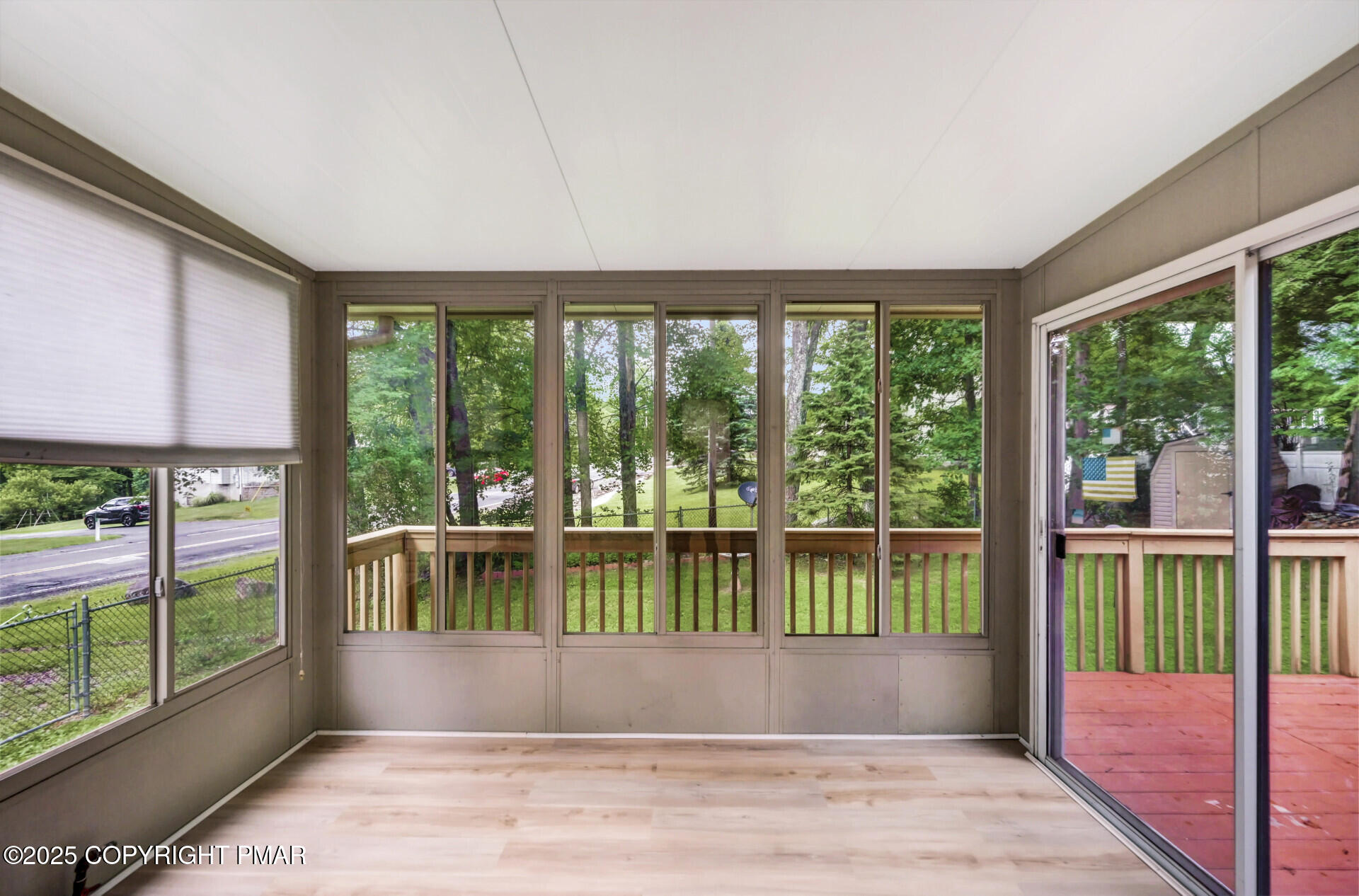 326 Edgemont Road Stroudsburg, PA 18360 - Photo 27 of 30 326EdgemontRd_58618_27