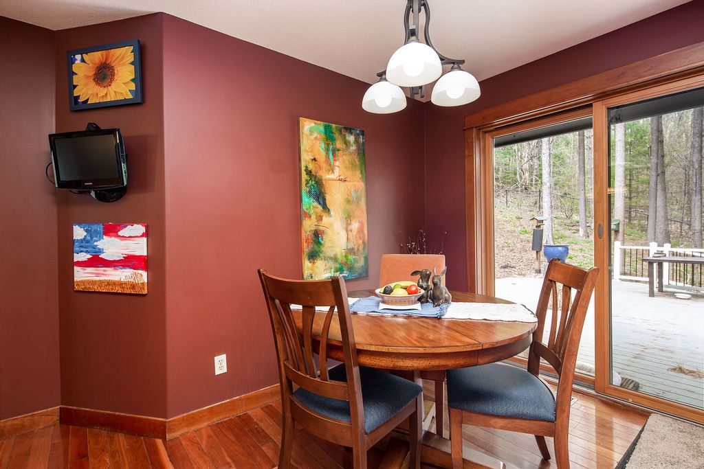 10719 Center Road Traverse City, MI 49686 - Photo 8 of 37 1866344-7.JPG