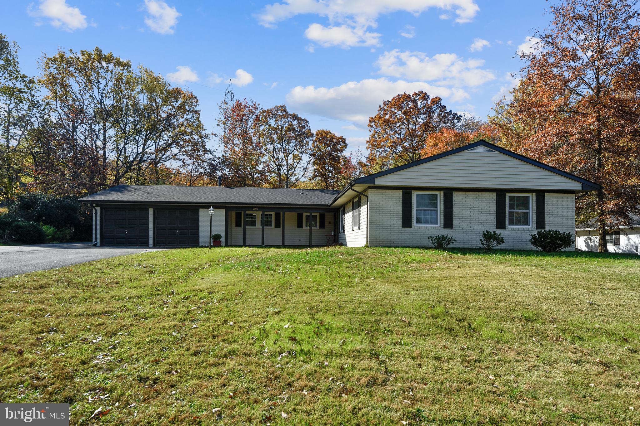 8711 Graystone Lane Laurel, MD 20708 - Photo 3 of 64 Gallery Image 3