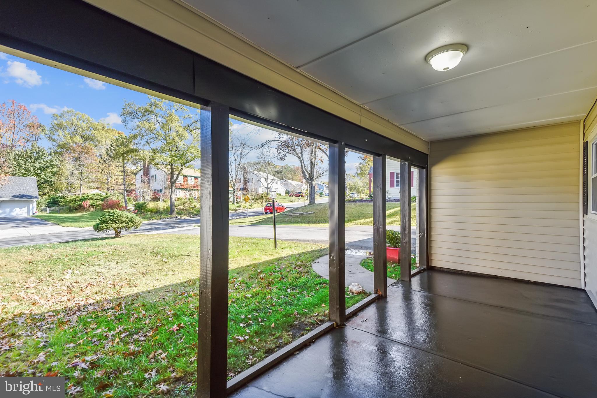 8711 Graystone Lane Laurel, MD 20708 - Photo 5 of 64 Gallery Image 5